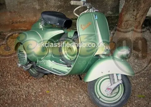 Vespa Piaggio Sei Giorni 150 Classic Racing Edition - 1/3