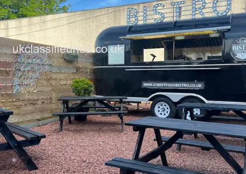 The Best Takeaway Larkhall for Fresh Burgers - Street Food Bistro - 3/3