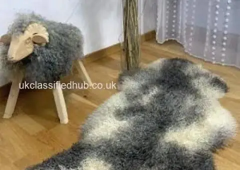Premium curly Gotland Sheepskins - 2/4
