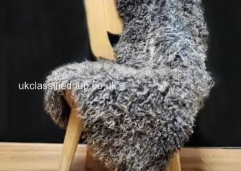 Premium curly Gotland Sheepskins - 4/4