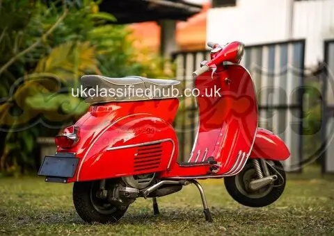 Classic Vespa 150 Red – Fully Restored Vintage Italian Scooter - 4/4
