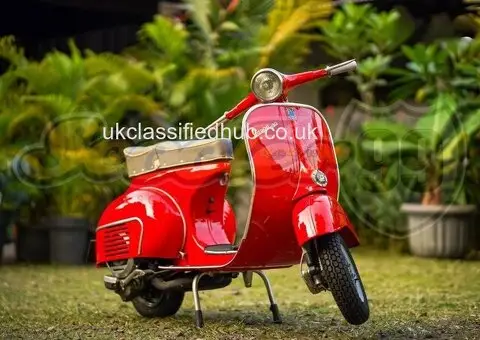 Classic Vespa 150 Red Fully Restored Vintage Italian Scooter - 1/3