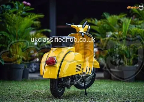 Vespa Piaggio 150 Super Yellow – Classic 2-Stroke Vintage Scooter | 4-Speed Manual - 2/4